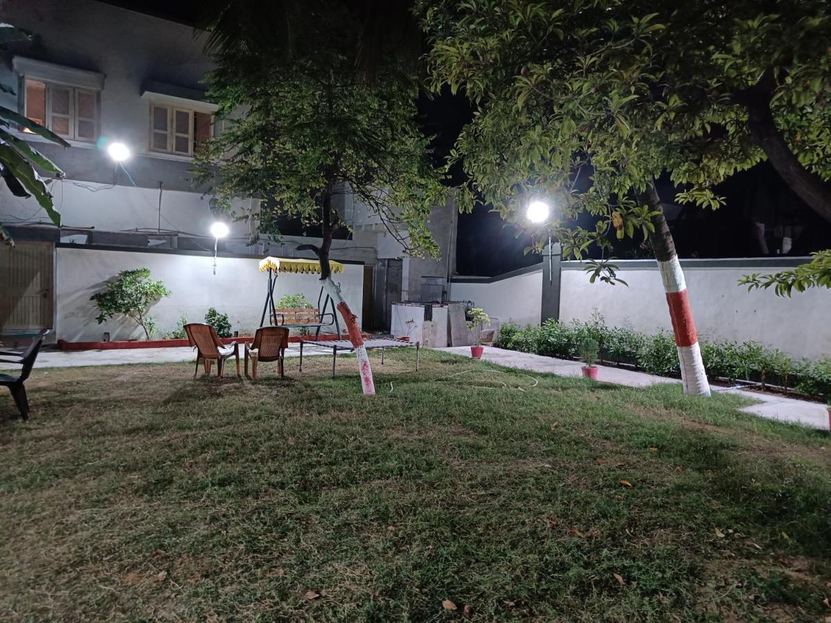 Chitrakut Bungalows Dwārka 外观 照片